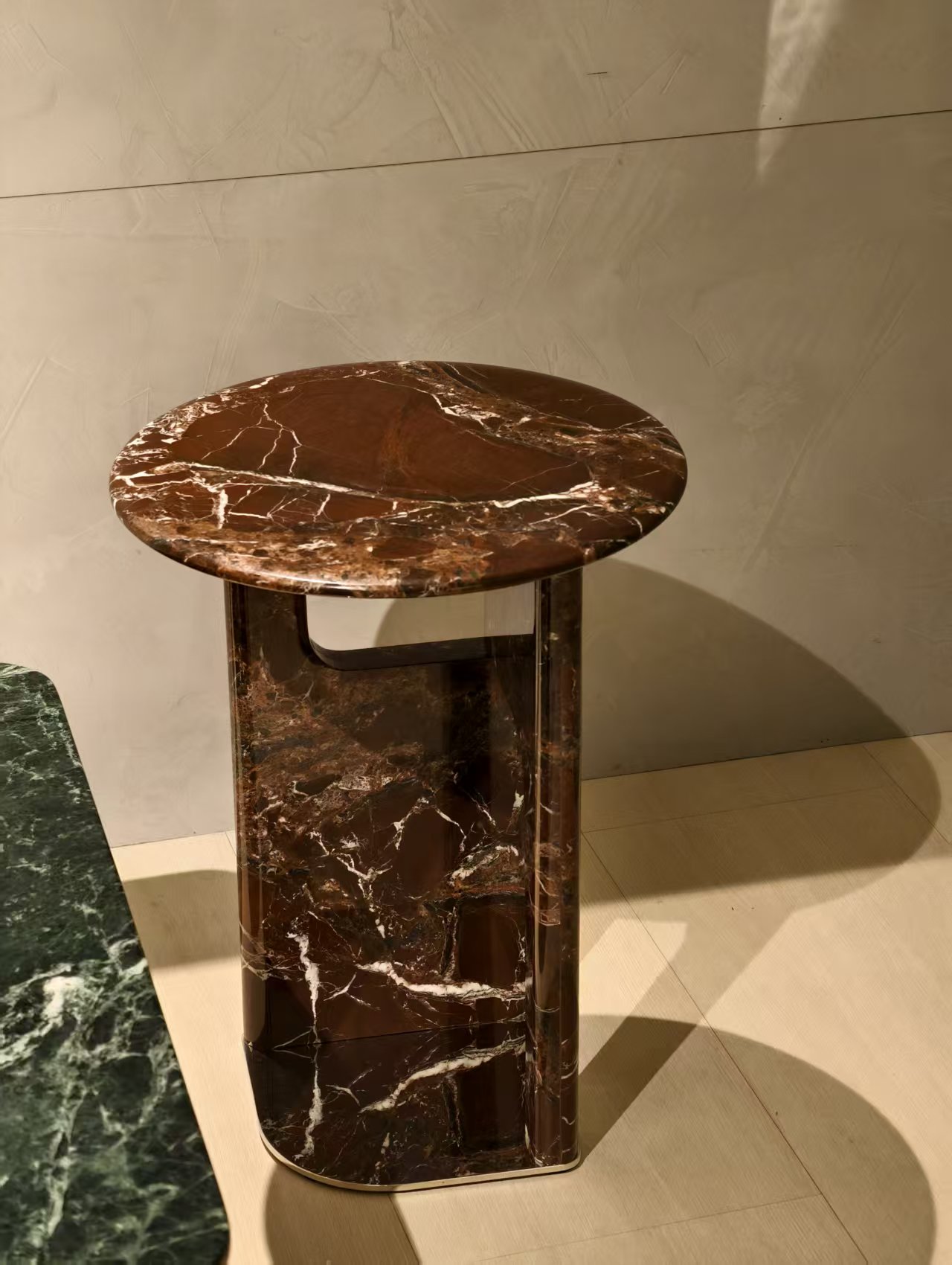 galleryImage