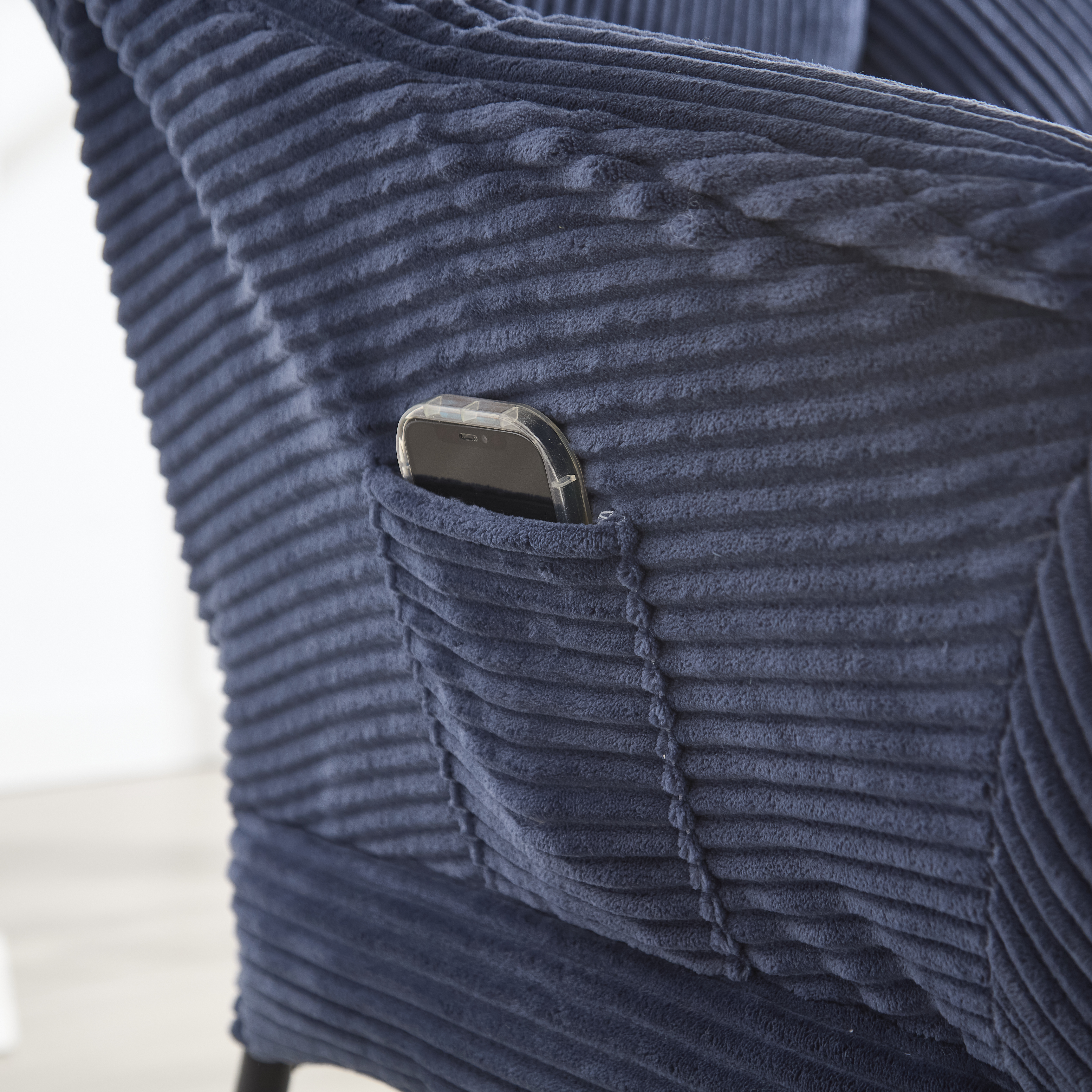 galleryImage